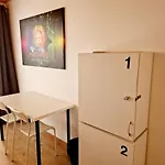 Arc House Albergue *