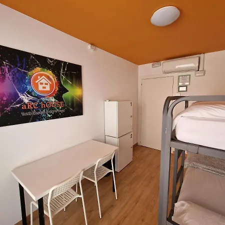 Arc House Hostel
