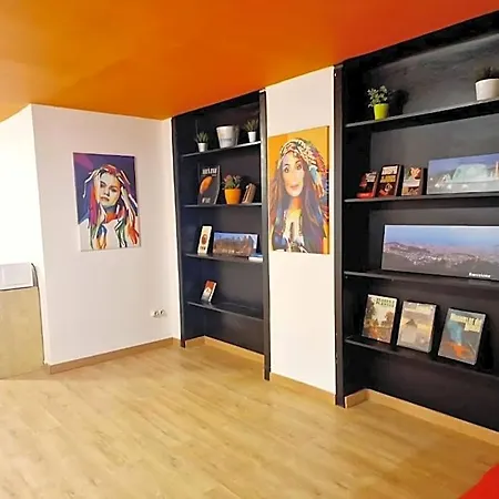 ホステル Arc House