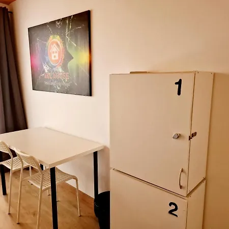 Arc House 호스텔 *